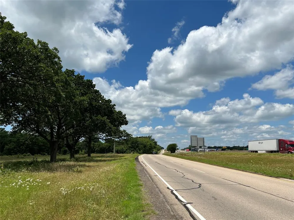 28 W Interstate 30 Road Sulphur Springs, TX 75482
