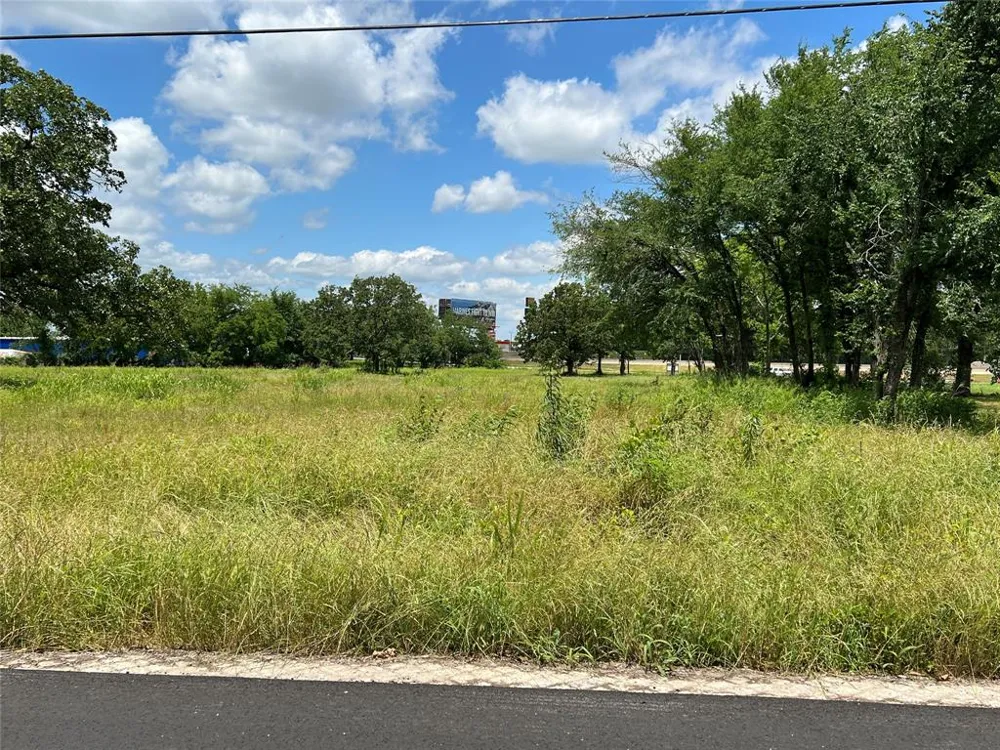 1300 I-30 ROAD W Sulphur Springs, TX 75482