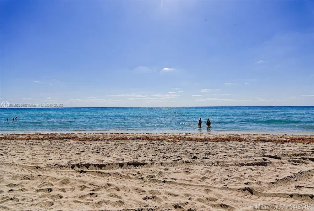 2080 S Ocean Dr #806 Hallandale Beach, FL 33009
