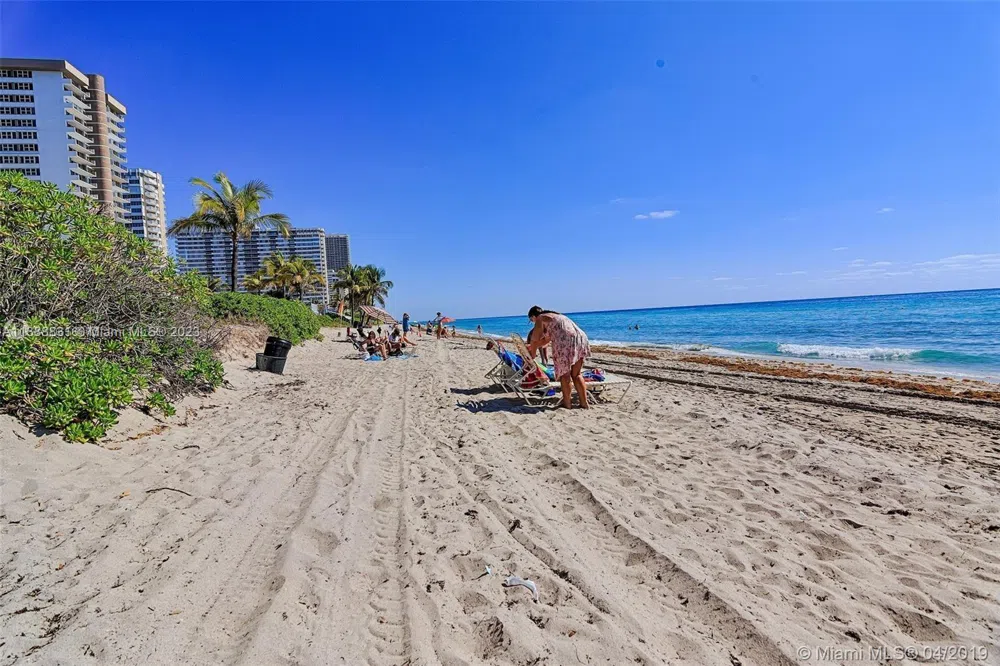 2080 S Ocean Dr #806 Hallandale Beach, FL 33009