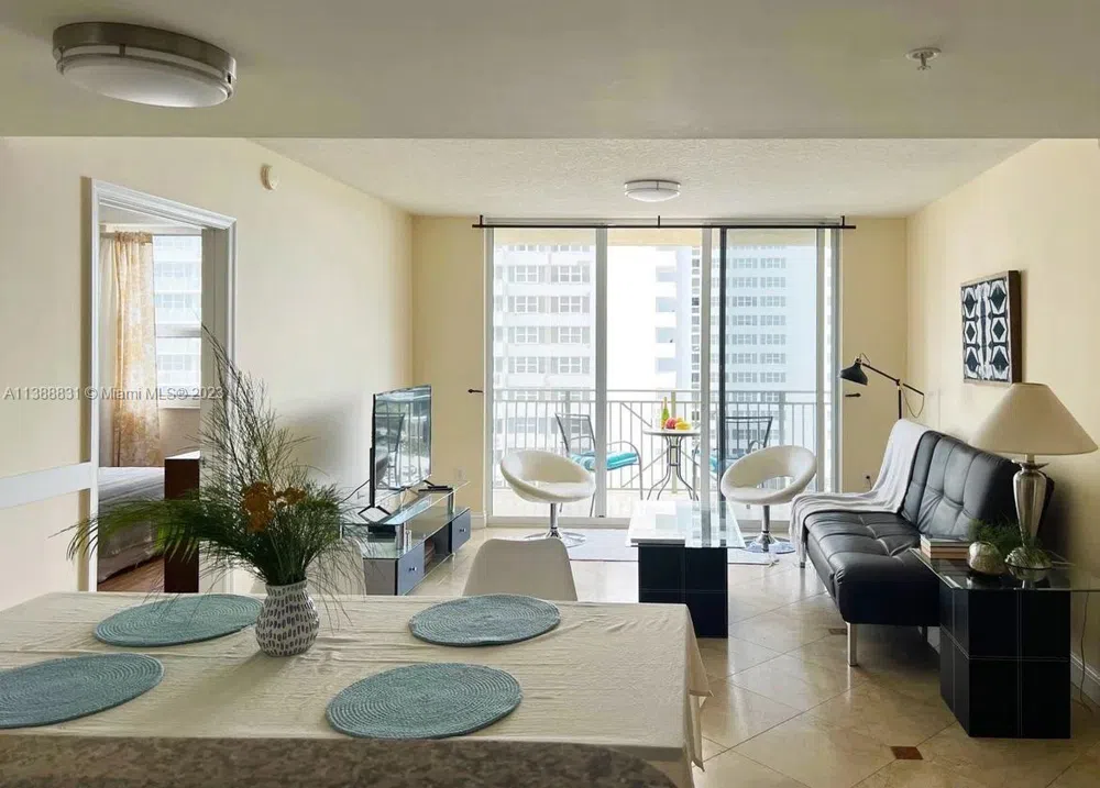 2080 S Ocean Dr #806 Hallandale Beach, FL 33009