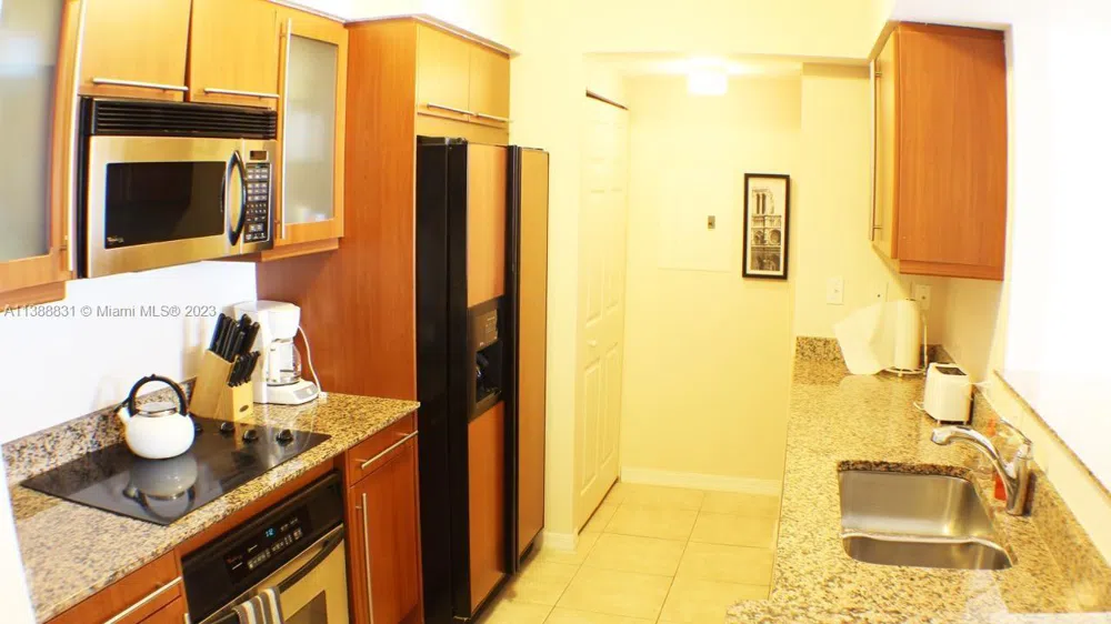 2080 S Ocean Dr #806 Hallandale Beach, FL 33009