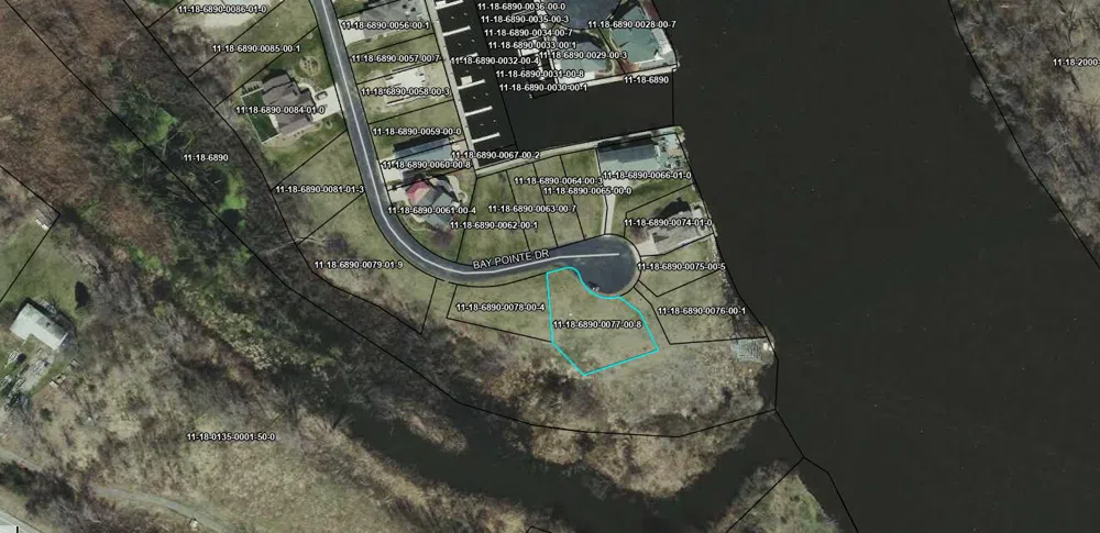 2500 Bay Pointe Drive St. Joseph, MI 49085