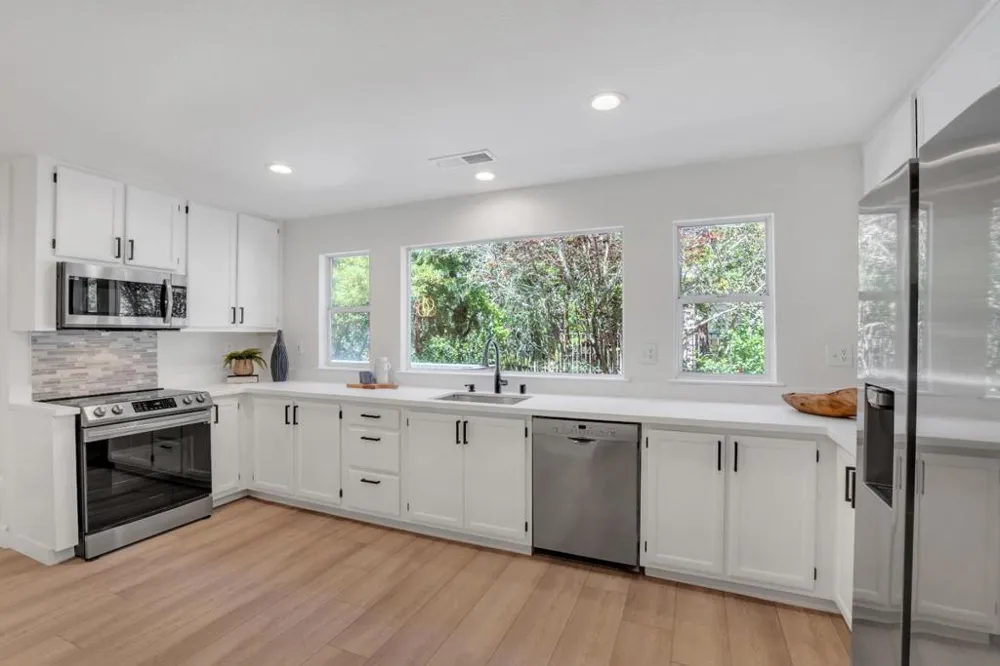 3233 Nielsen Court Santa Rosa, CA 95404