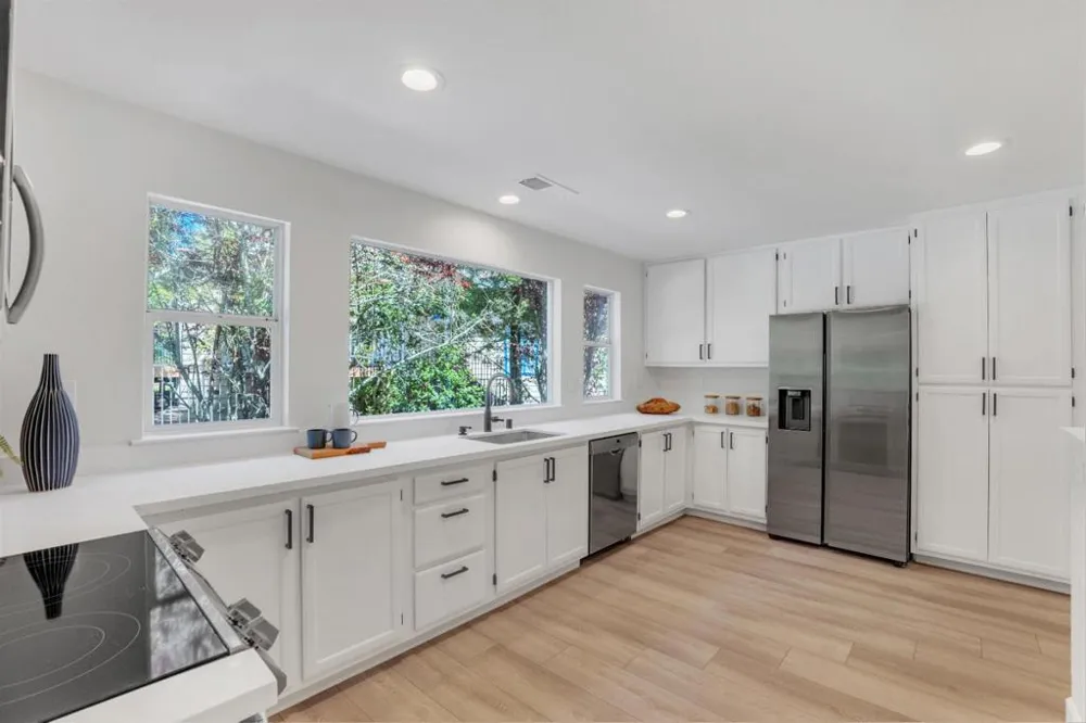 3233 Nielsen Court Santa Rosa, CA 95404