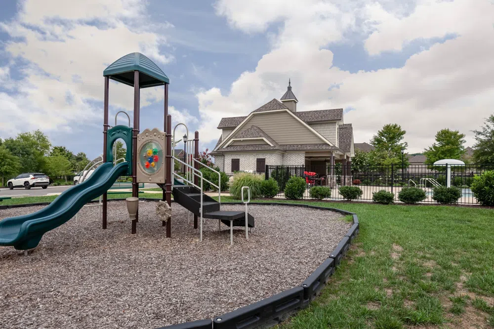 117 England PL Hendersonville, TN 37075