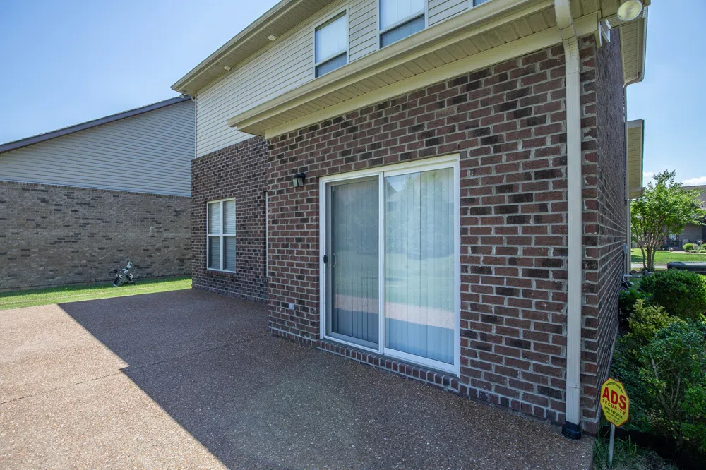 117 England PL Hendersonville, TN 37075