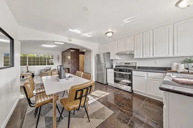 2946 E 29th Street Oakland, CA 94601