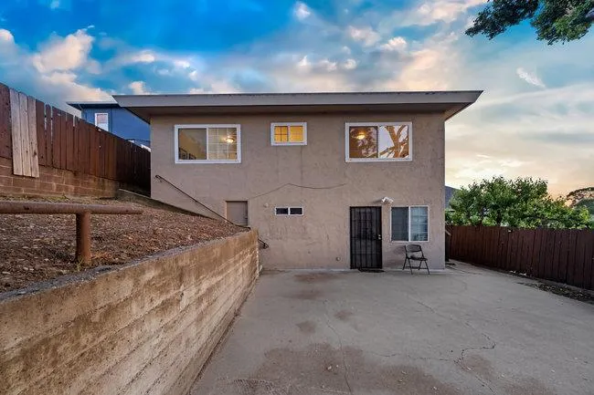 2946 E 29th Street Oakland, CA 94601