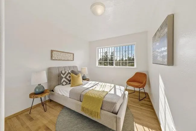 2946 E 29th Street Oakland, CA 94601