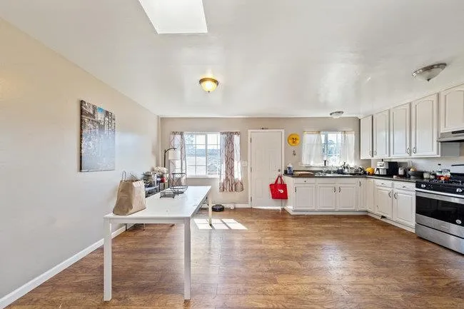 2946 E 29th Street Oakland, CA 94601