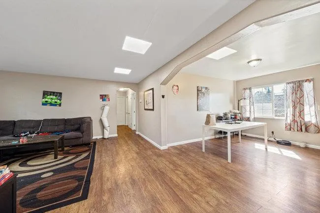 2946 E 29th Street Oakland, CA 94601