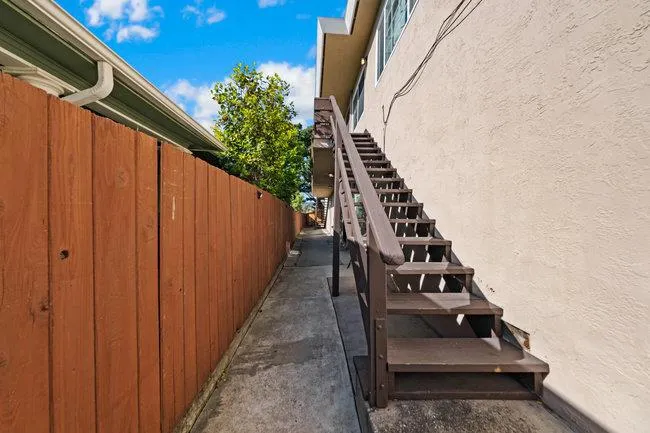 2946 E 29th Street Oakland, CA 94601