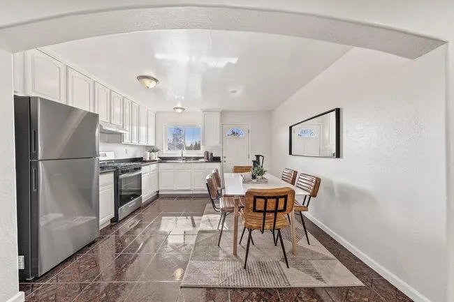 2946 E 29th Street Oakland, CA 94601