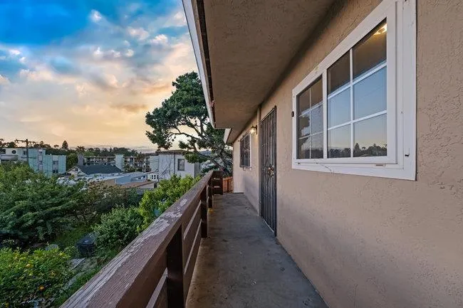 2946 E 29th Street Oakland, CA 94601