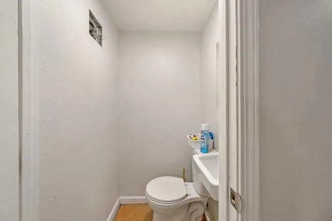 2946 E 29th Street Oakland, CA 94601