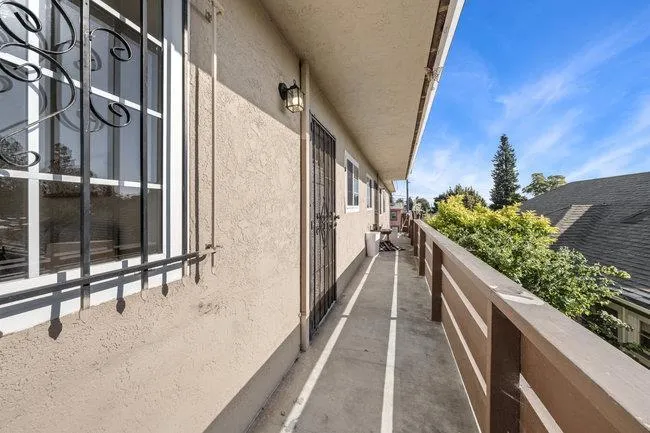 2946 E 29th Street Oakland, CA 94601
