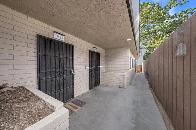 2946 E 29th Street Oakland, CA 94601