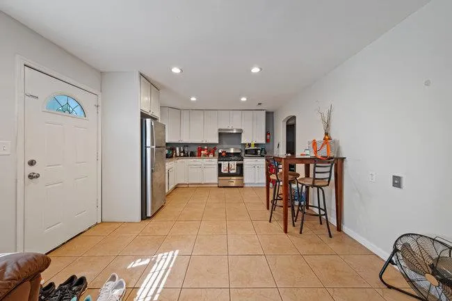 2946 E 29th Street Oakland, CA 94601