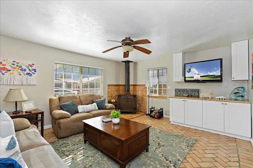 52637 Avenida Villa La Quinta, CA 92253