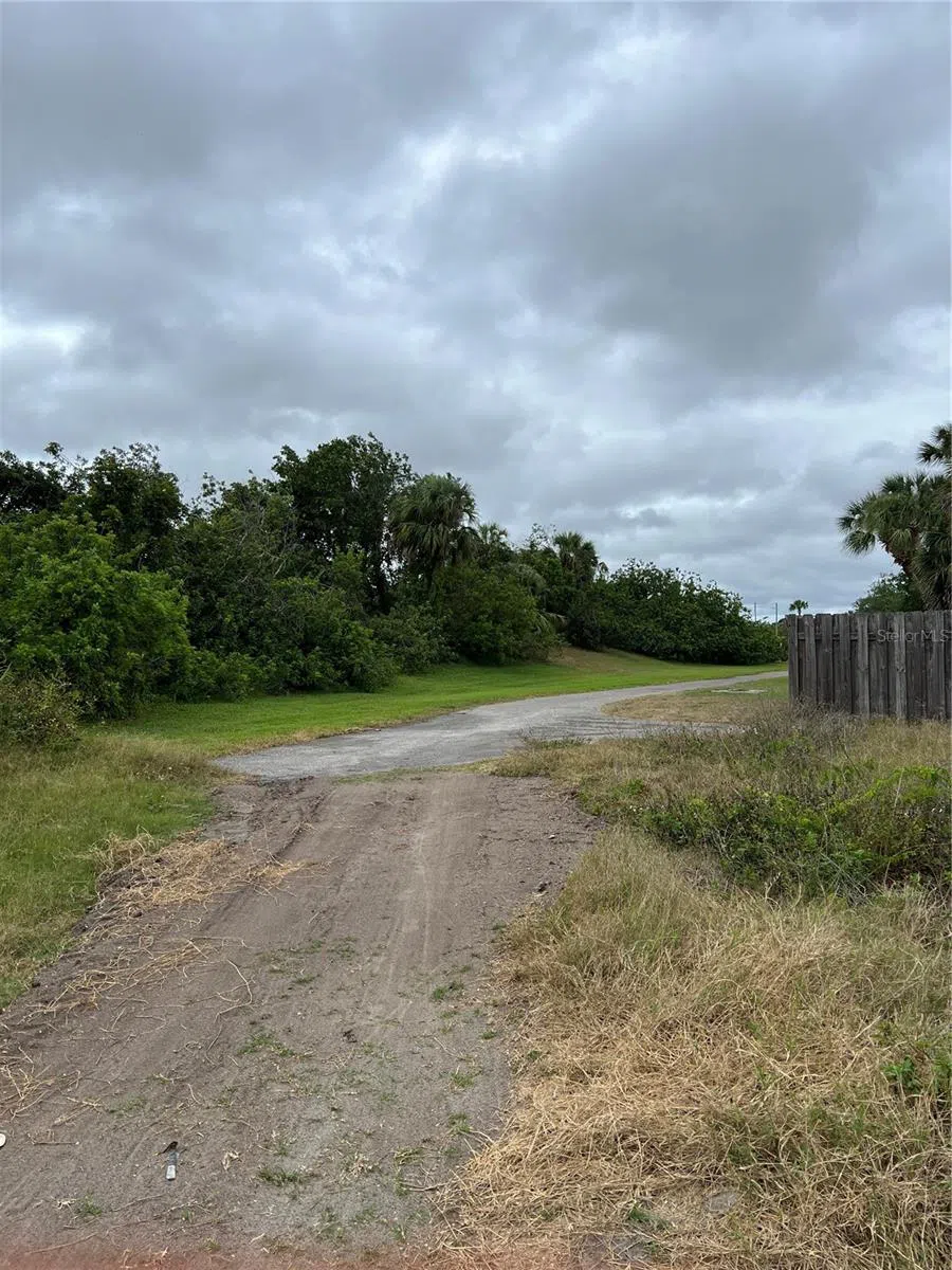 WOODBRIDGE DRIVE Venice, FL 34293