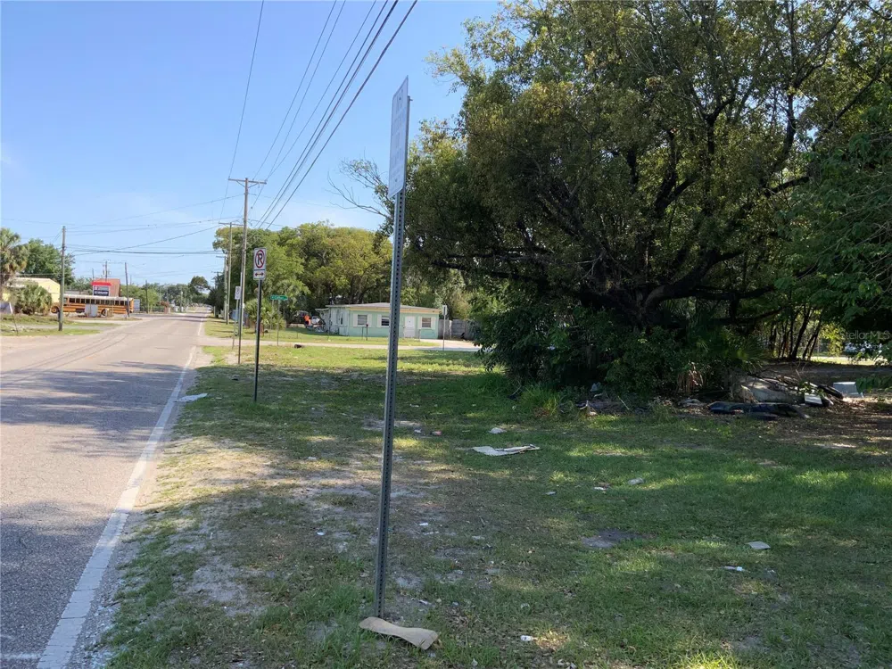 5902 50TH STREET Tampa, FL 33610