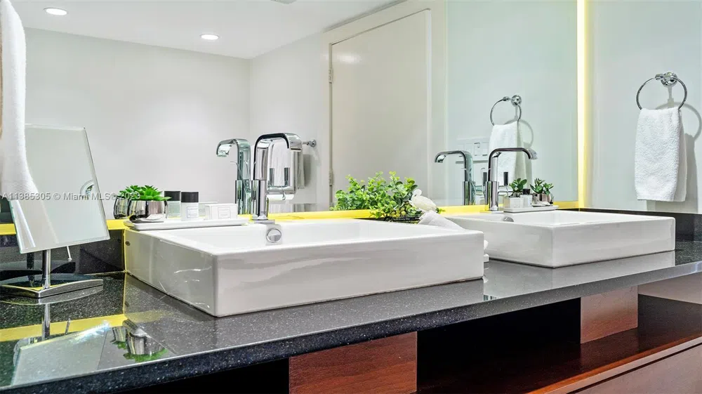 101 20th St #3903 Miami Beach, FL 33139