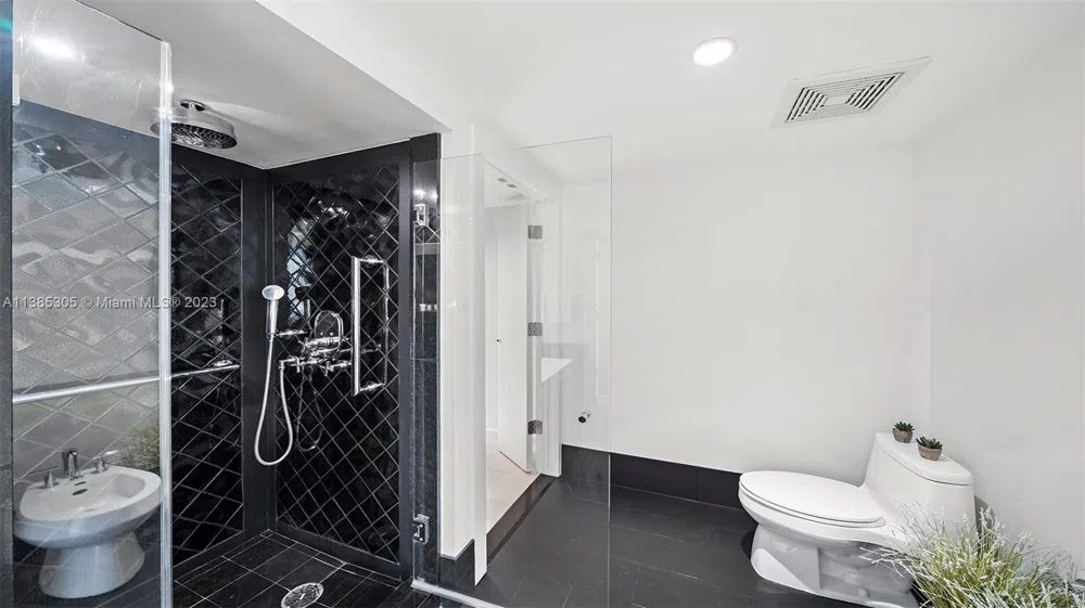 101 20th St #3903 Miami Beach, FL 33139