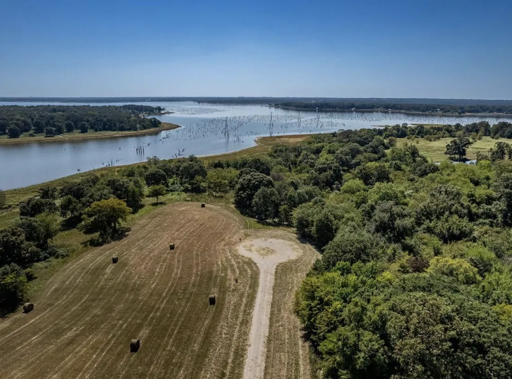 315 Private Road 7327 Emory, TX 75440