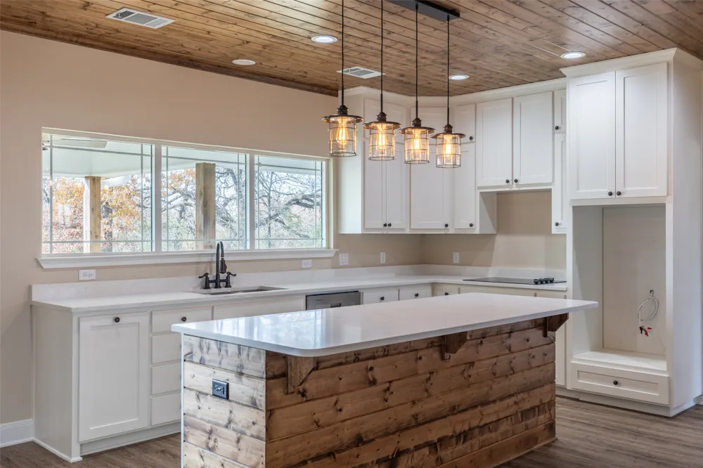 315 Private Road 7327 Emory, TX 75440