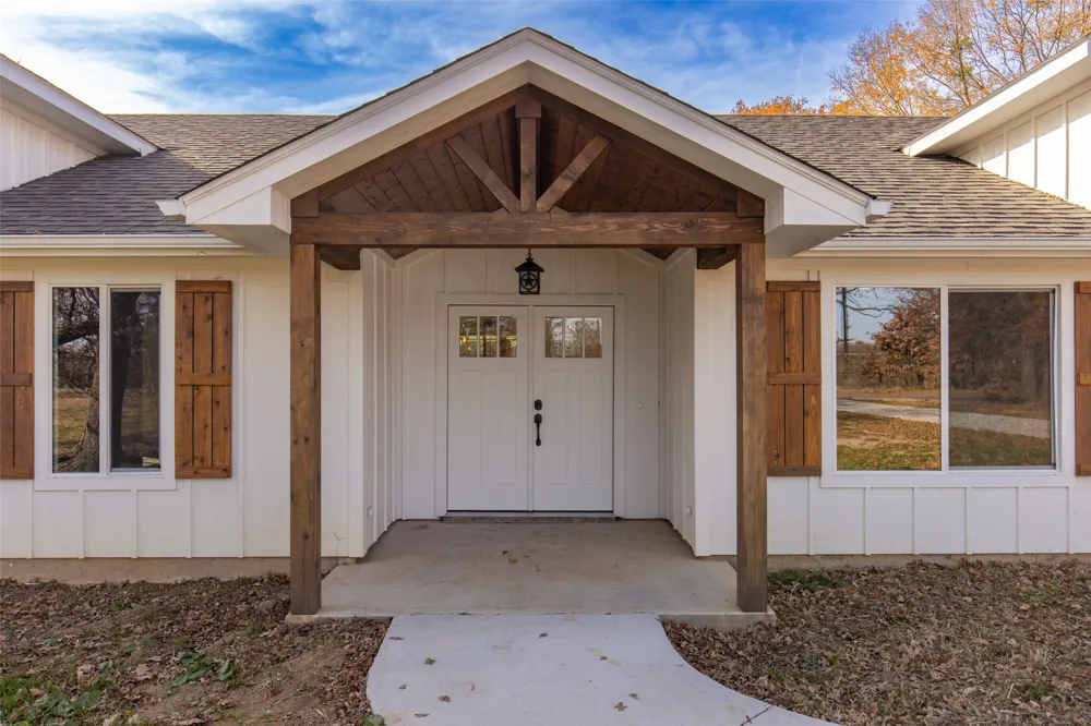 315 Private Road 7327 Emory, TX 75440