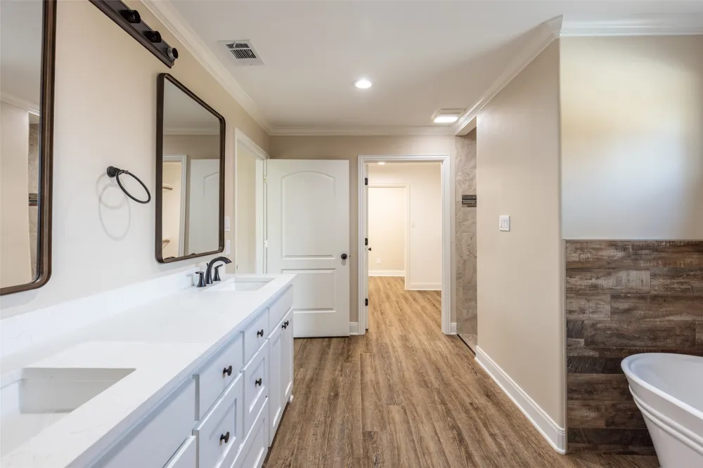 315 Private Road 7327 Emory, TX 75440