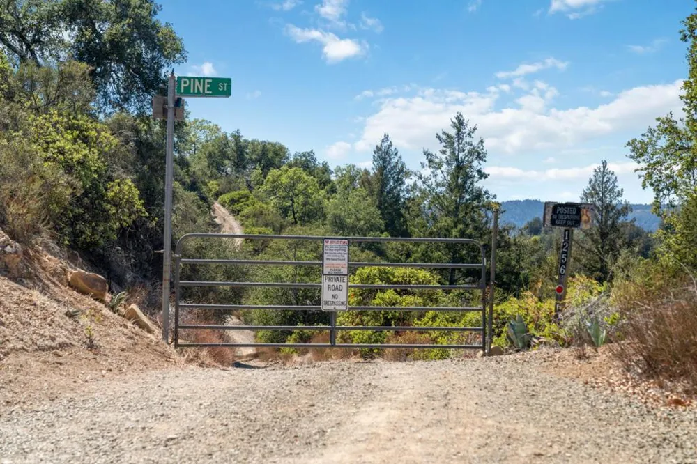 Bear Canyon Road Los Gatos, CA 95033
