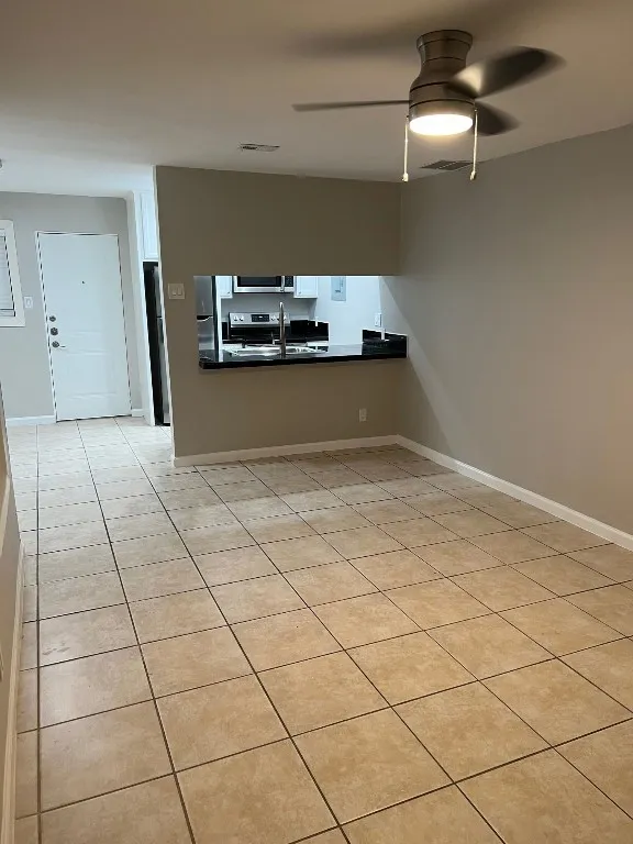 2413 Leon Street #103 Austin, TX 78705