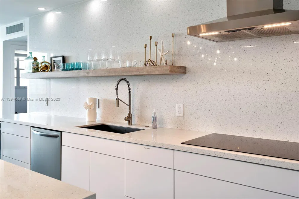 4001 S Ocean Dr #14H Hollywood, FL 33019