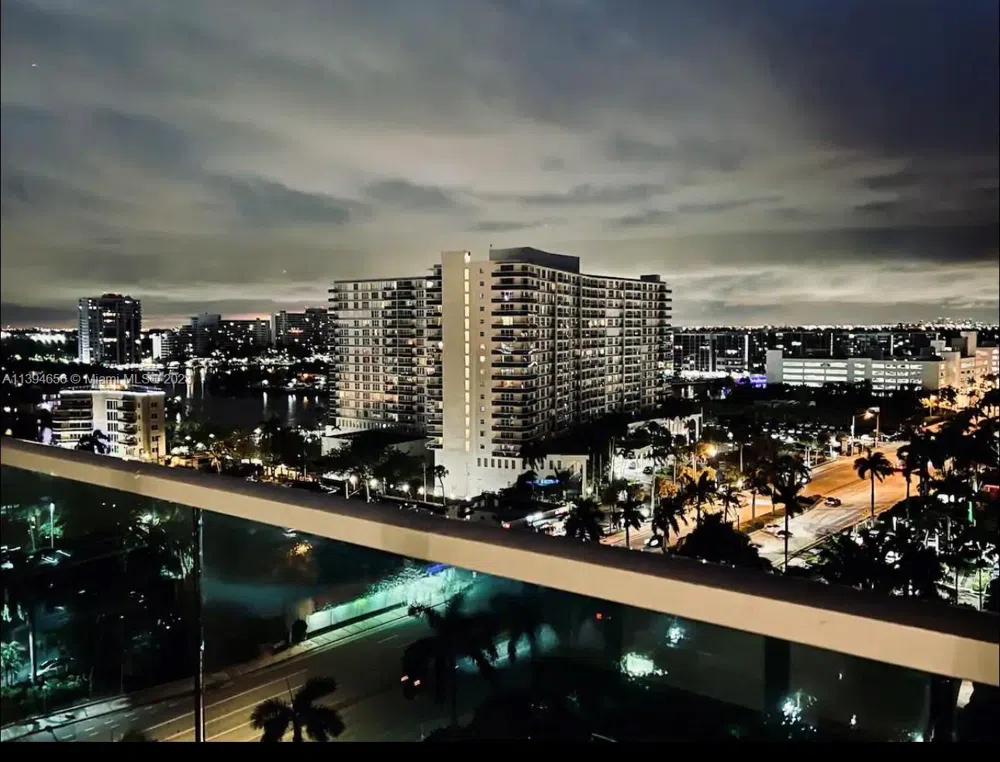 4001 S Ocean Dr #14H Hollywood, FL 33019