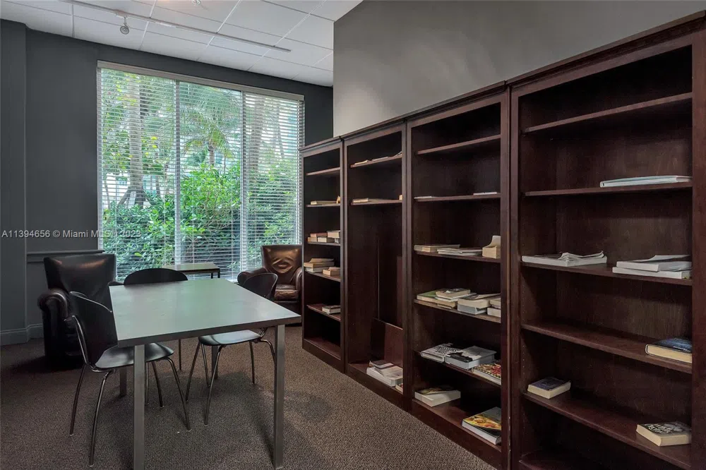 4001 S Ocean Dr #14H Hollywood, FL 33019