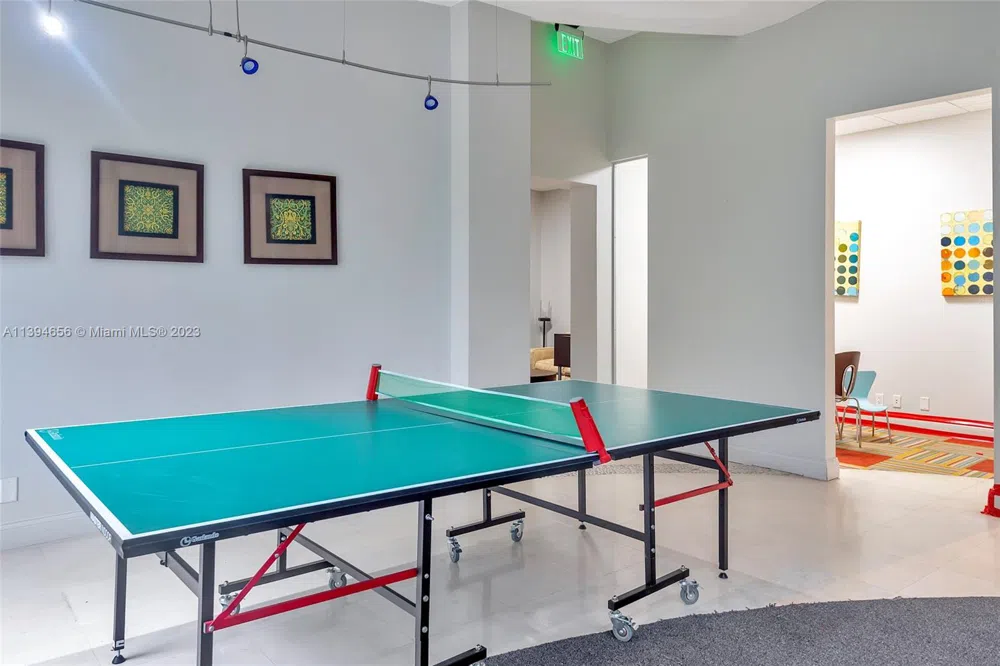 4001 S Ocean Dr #14H Hollywood, FL 33019