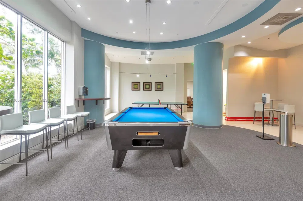 4001 S Ocean Dr #14H Hollywood, FL 33019