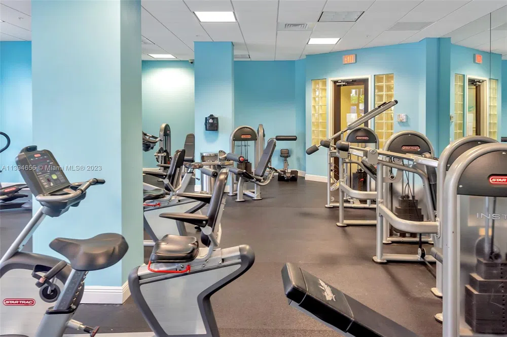 4001 S Ocean Dr #14H Hollywood, FL 33019
