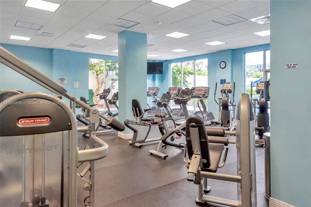 4001 S Ocean Dr #14H Hollywood, FL 33019