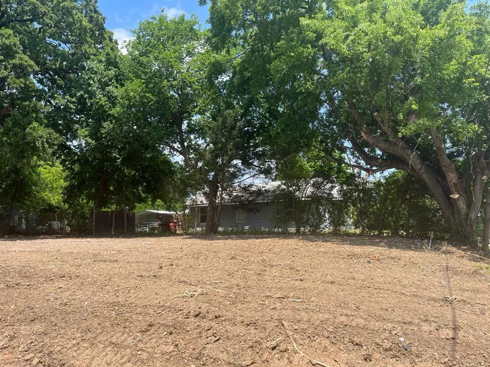 125 S Center Street Bonham, TX 75418