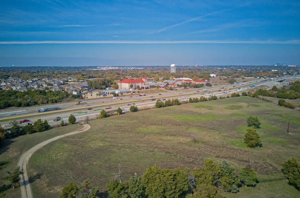 1318 J Elmer Weaver Freeway Cedar Hill, TX 75104