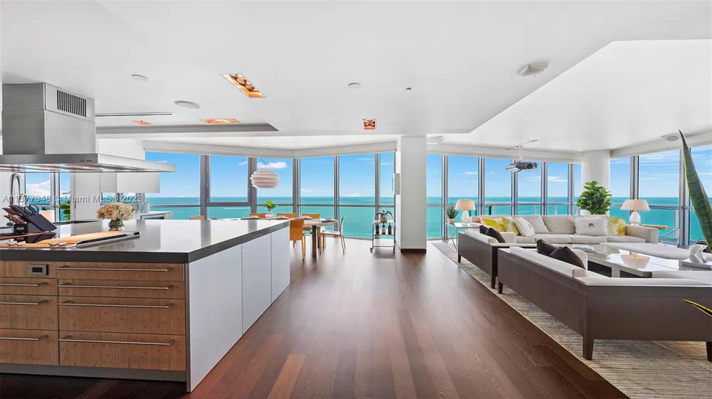 101 20th St #3909 Miami Beach, FL 33139