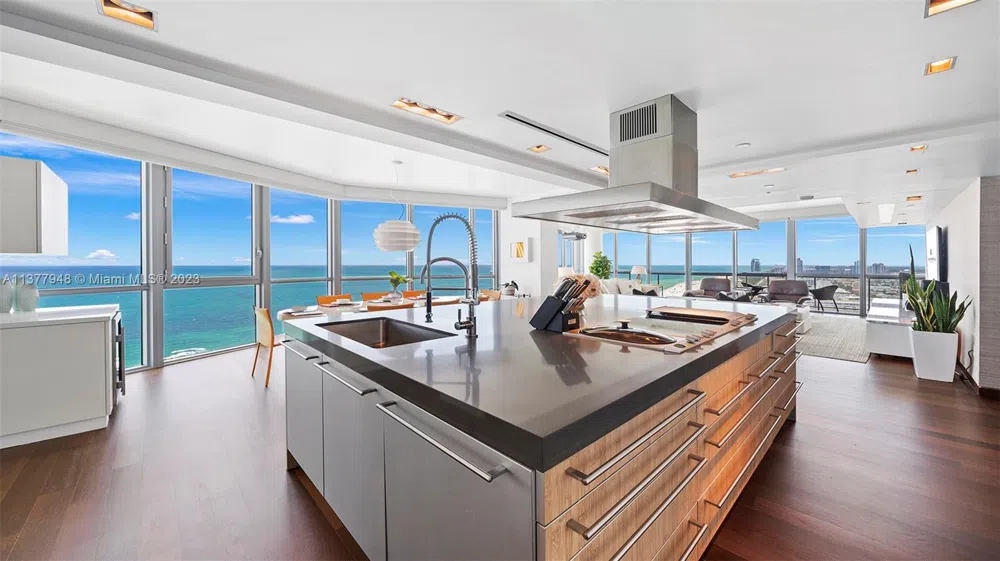101 20th St #3909 Miami Beach, FL 33139