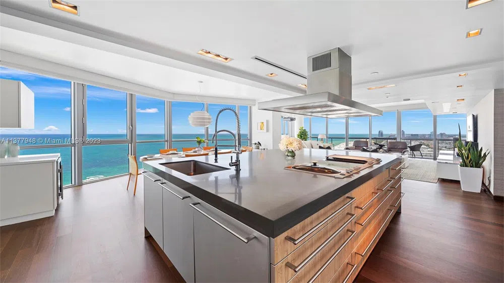 101 20th St #3909 Miami Beach, FL 33139