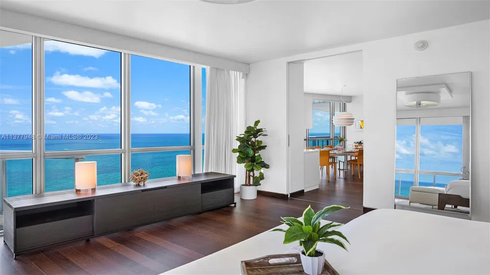101 20th St #3909 Miami Beach, FL 33139
