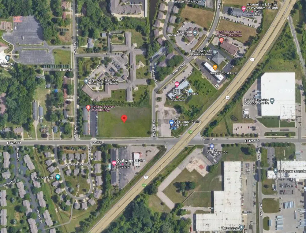 421 E 32nd Street Holland, MI 49423