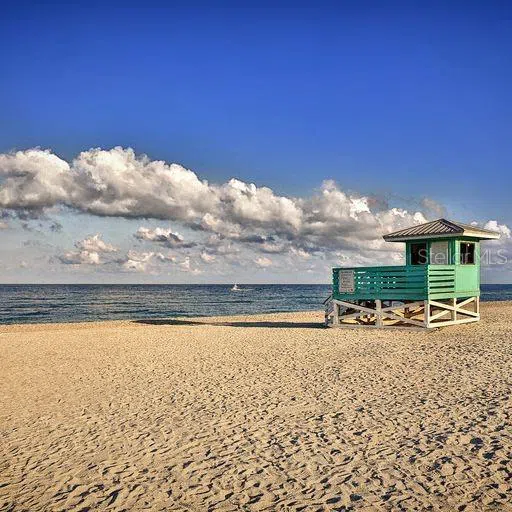 930 E VENICE AVENUE Venice, FL 34285