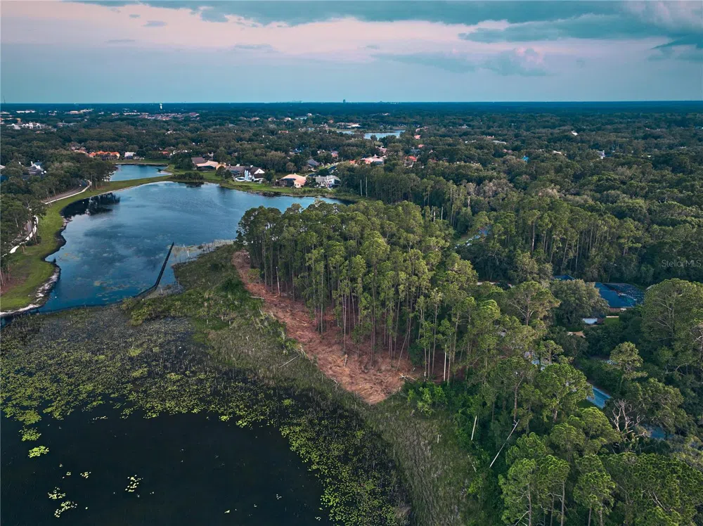 116 E GREENTREE LANE Lake Mary, FL 32746